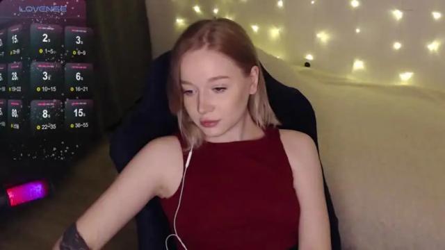 Image 8 of katerinaxvold Stream on Chaturbate on 14 months ago