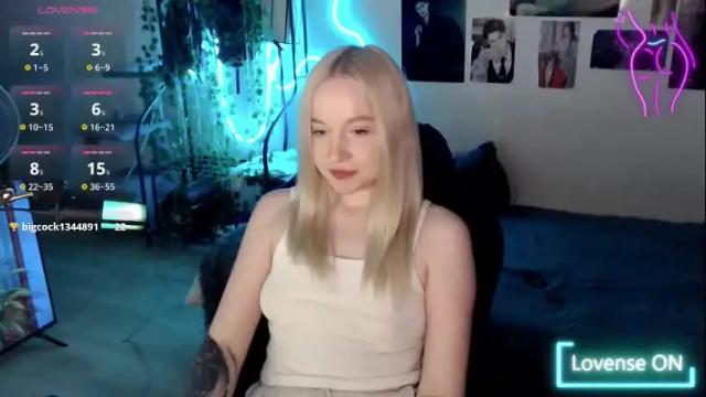 Image 4 of katerinaxvold Stream on Chaturbate on 2 months ago