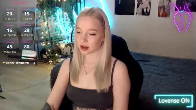 Image 3 of katerinaxvold Stream on Chaturbate on 1 month ago