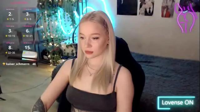Image 7 of katerinaxvold Stream on Chaturbate on 1 month ago