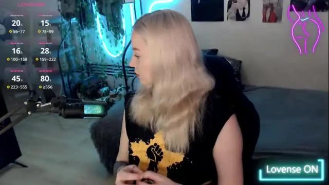 Image 4 of katerinaxvold Stream on Chaturbate on 1 month ago