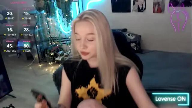Image 8 of katerinaxvold Stream on Chaturbate on 1 month ago