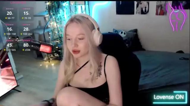 Image 8 of katerinaxvold Stream on Chaturbate on 1 month ago