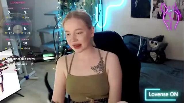 Image 4 of katerinaxvold Stream on Chaturbate on 25 days ago
