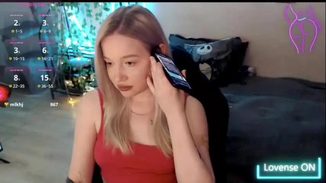 Image 12 of katerinaxvold Stream on Chaturbate on 10 days ago