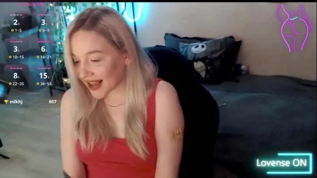 Image 8 of katerinaxvold Stream on Chaturbate on 10 days ago