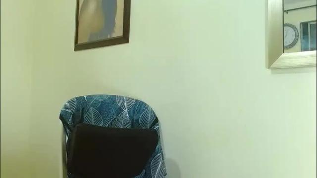 Image 11 of katerineleon Stream on Chaturbate on 1 month ago