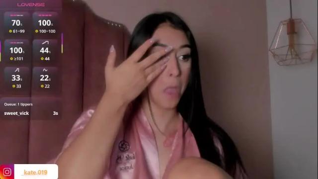 Image 4 of kateryn_bale Stream on Chaturbate on 28 days ago