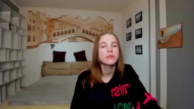 Image 2 of katerynagordon Stream on Chaturbate on 17 months ago