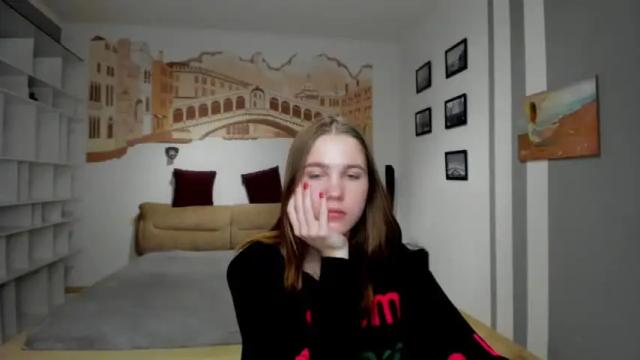 Image 8 of katerynagordon Stream on Chaturbate on 17 months ago