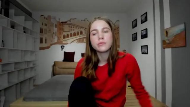 Image 2 of katerynagordon Stream on Chaturbate on 17 months ago