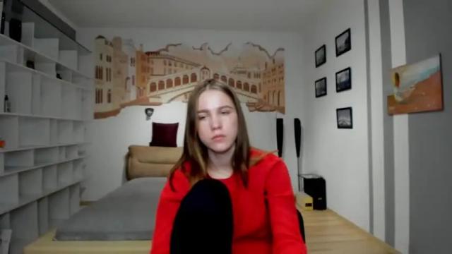Image 7 of katerynagordon Stream on Chaturbate on 17 months ago