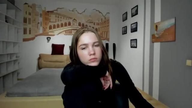 Image 12 of katerynagordon Stream on Chaturbate on 17 months ago