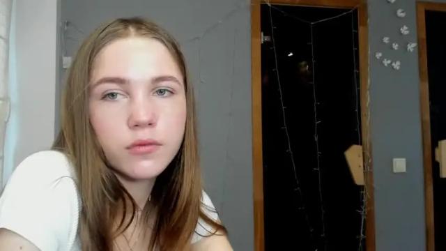 Image 3 of katerynagordon Stream on Chaturbate on 16 months ago
