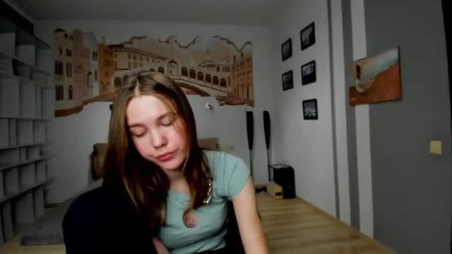 Image 12 of katerynagordon Stream on Chaturbate on 16 months ago