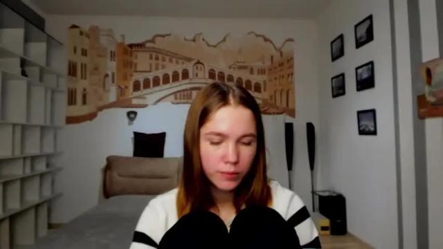 Image 6 of katerynagordon Stream on Chaturbate on 16 months ago