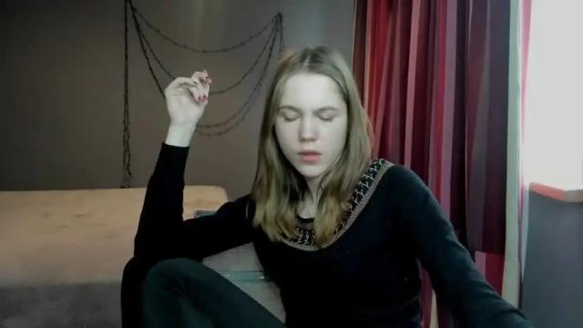 Image 12 of katerynagordon Stream on Chaturbate on 16 months ago