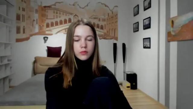 Image 3 of katerynagordon Stream on Chaturbate on 16 months ago