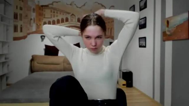 Image 11 of katerynagordon Stream on Chaturbate on 16 months ago