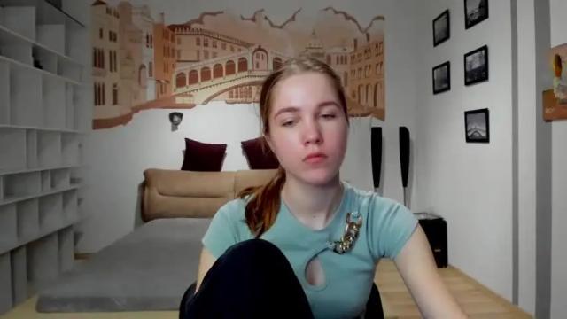 Image 2 of katerynagordon Stream on Chaturbate on 16 months ago