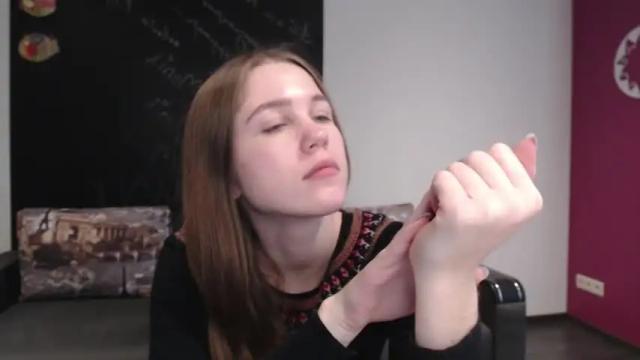 Image 8 of katerynagordon Stream on Chaturbate on 16 months ago