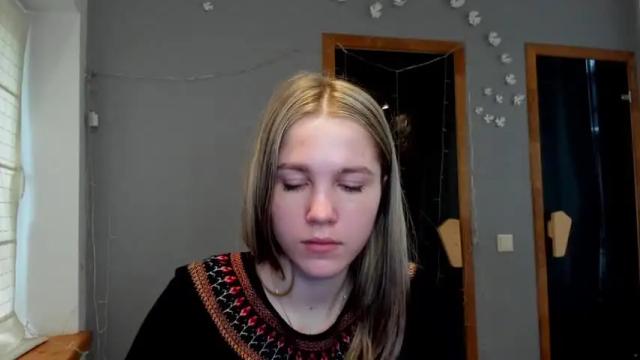 Image 11 of katerynagordon Stream on Chaturbate on 16 months ago