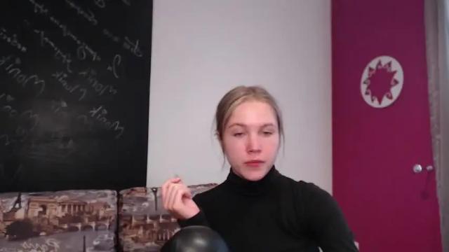 Image 10 of katerynagordon Stream on Chaturbate on 15 months ago
