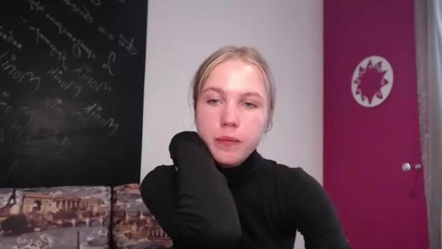 Image 4 of katerynagordon Stream on Chaturbate on 15 months ago