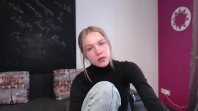 Image 6 of katerynagordon Stream on Chaturbate on 15 months ago