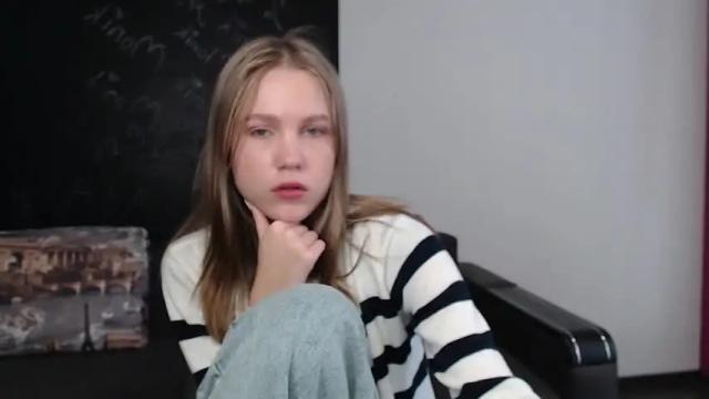 Image 2 of katerynagordon Stream on Chaturbate on 15 months ago