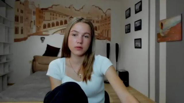 Image 2 of katerynagordon Stream on Chaturbate on 14 months ago