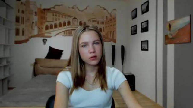 Image 3 of katerynagordon Stream on Chaturbate on 14 months ago