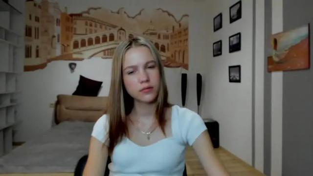 Image 7 of katerynagordon Stream on Chaturbate on 14 months ago