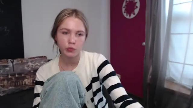Image 12 of katerynagordon Stream on Chaturbate on 14 months ago