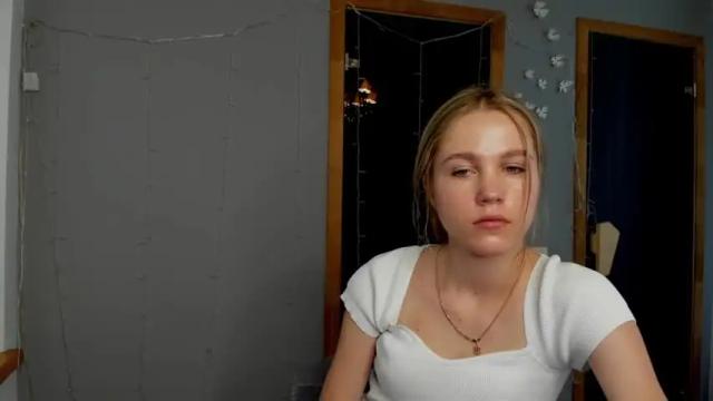 Image 11 of katerynagordon Stream on Chaturbate on 14 months ago
