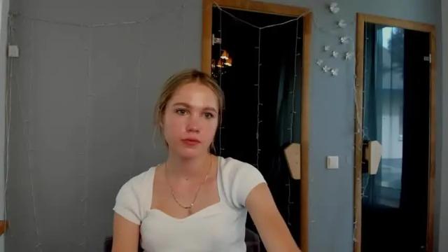 Image 2 of katerynagordon Stream on Chaturbate on 14 months ago