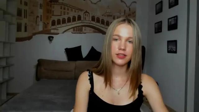Image 12 of katerynagordon Stream on Chaturbate on 14 months ago