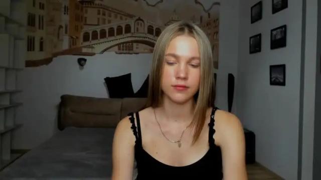 Image 8 of katerynagordon Stream on Chaturbate on 14 months ago