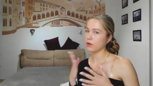 Image 11 of katerynagordon Stream on Chaturbate on 14 months ago