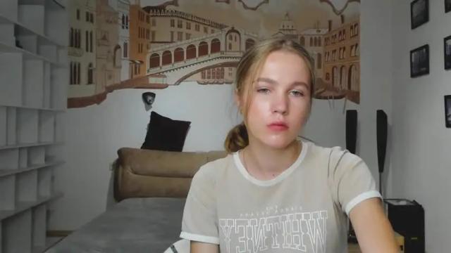 Image 11 of katerynagordon Stream on Chaturbate on 14 months ago