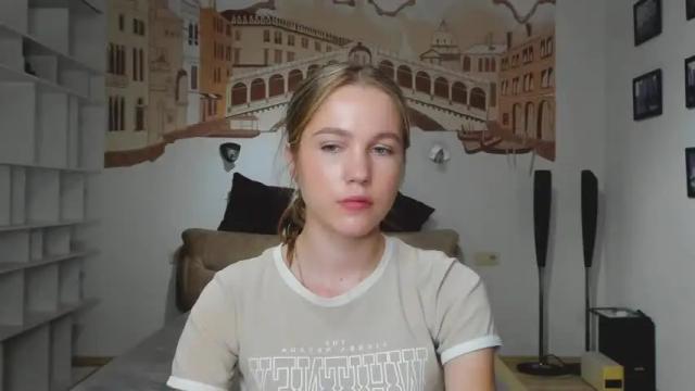 Image 2 of katerynagordon Stream on Chaturbate on 14 months ago