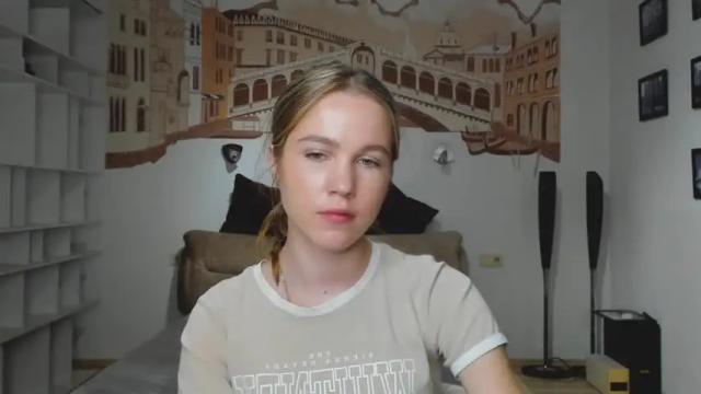 Image 3 of katerynagordon Stream on Chaturbate on 14 months ago