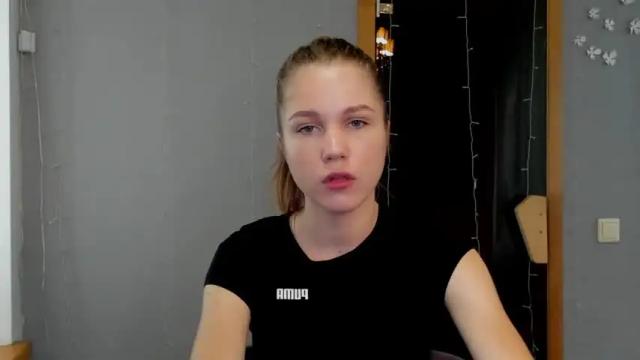Image 12 of katerynagordon Stream on Chaturbate on 21 months ago