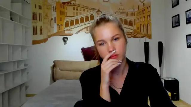 Image 2 of katerynagordon Stream on Chaturbate on 14 months ago