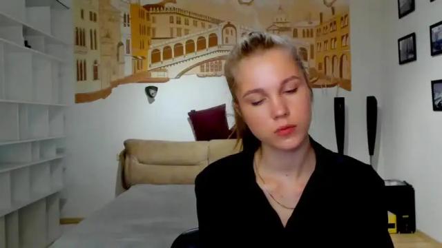 Image 6 of katerynagordon Stream on Chaturbate on 14 months ago