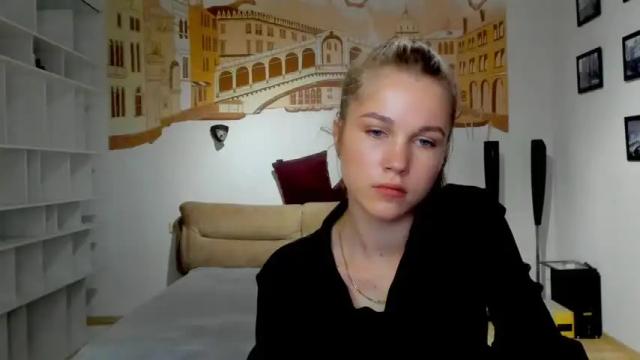 Image 7 of katerynagordon Stream on Chaturbate on 14 months ago