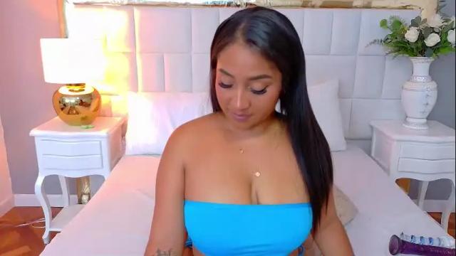 Image 2 of katevenegas Stream on Chaturbate on 11 days ago
