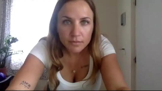 Image 3 of katfire6 Stream on Chaturbate on 12 months ago