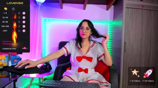 Image 3 of katha_blue Stream on Chaturbate on 16 months ago