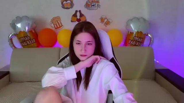 Image 11 of katheri_ne_ Stream on Chaturbate on 25 months ago